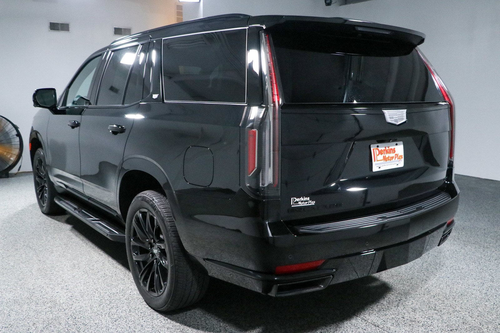 2024 Cadillac Escalade Sport - Photo 9