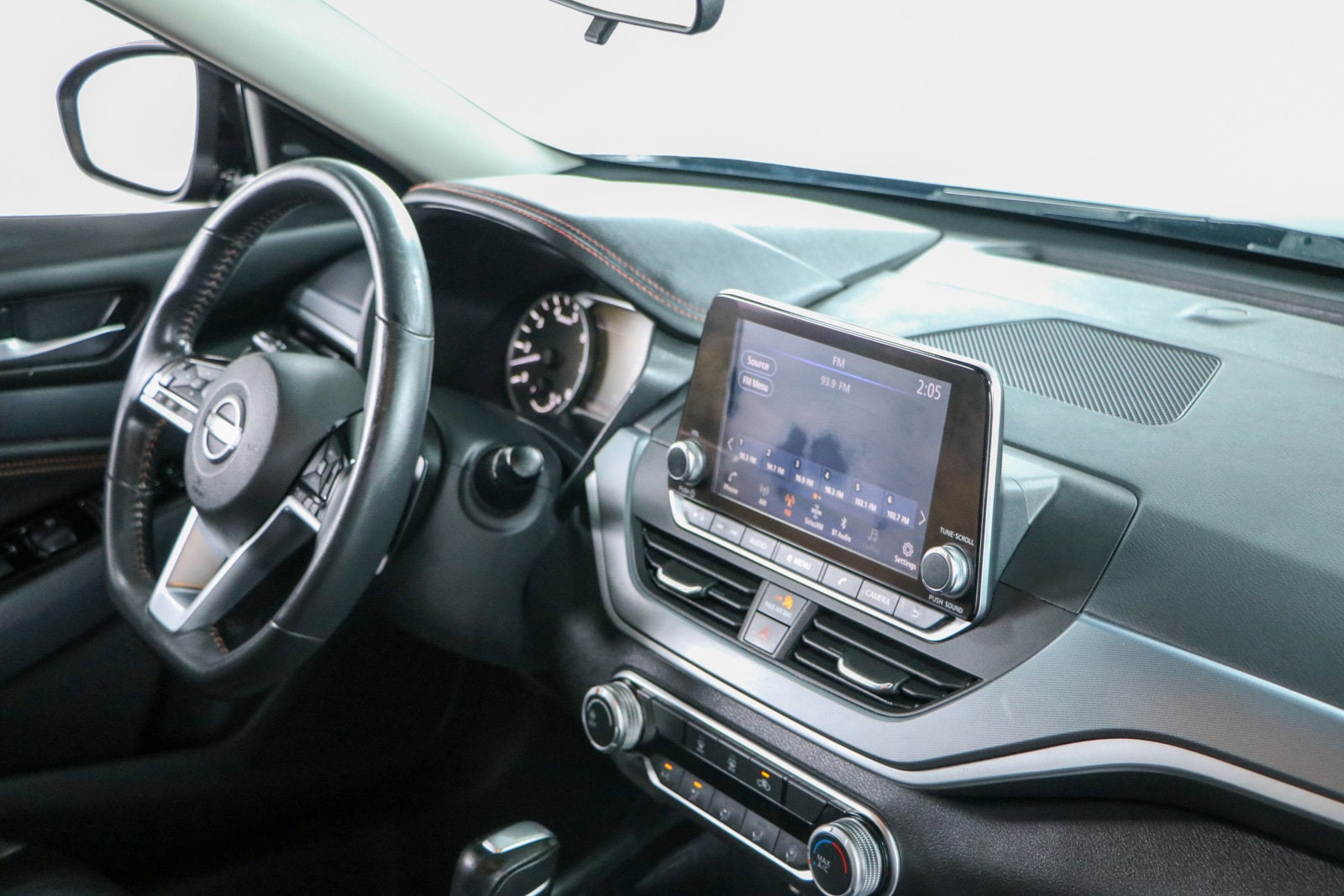 2023 Nissan Altima SR - Photo 24