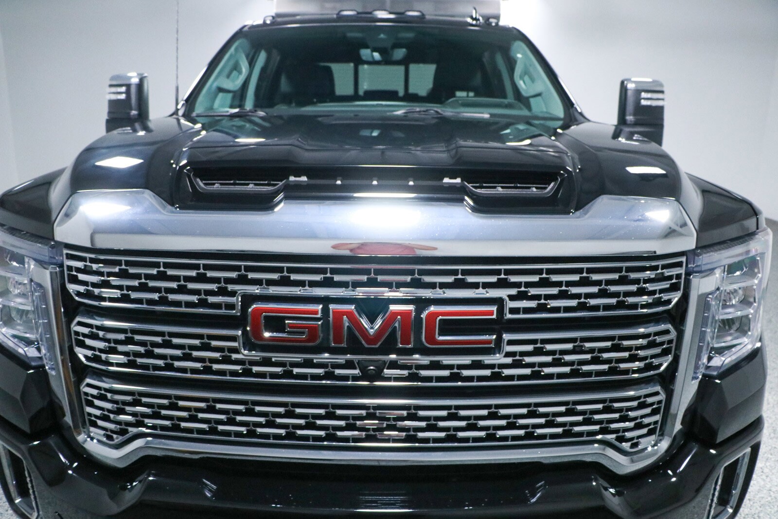 2023 Gmc Sierra HD Denali photo 3