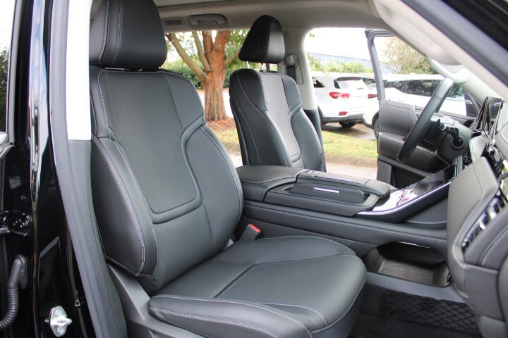 2025 Infiniti QX80 Pure photo 4