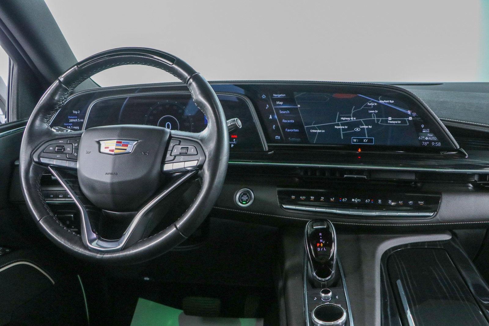 2024 Cadillac Escalade Sport - Photo 18