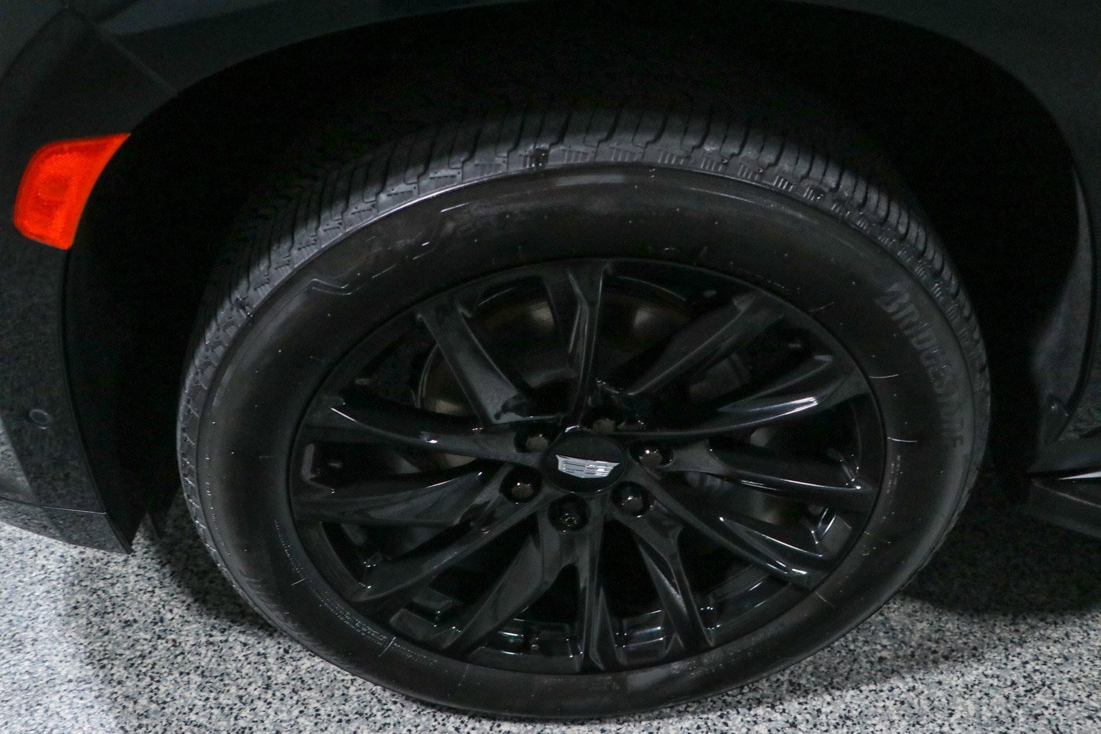 2024 Cadillac Escalade Sport - Photo 11