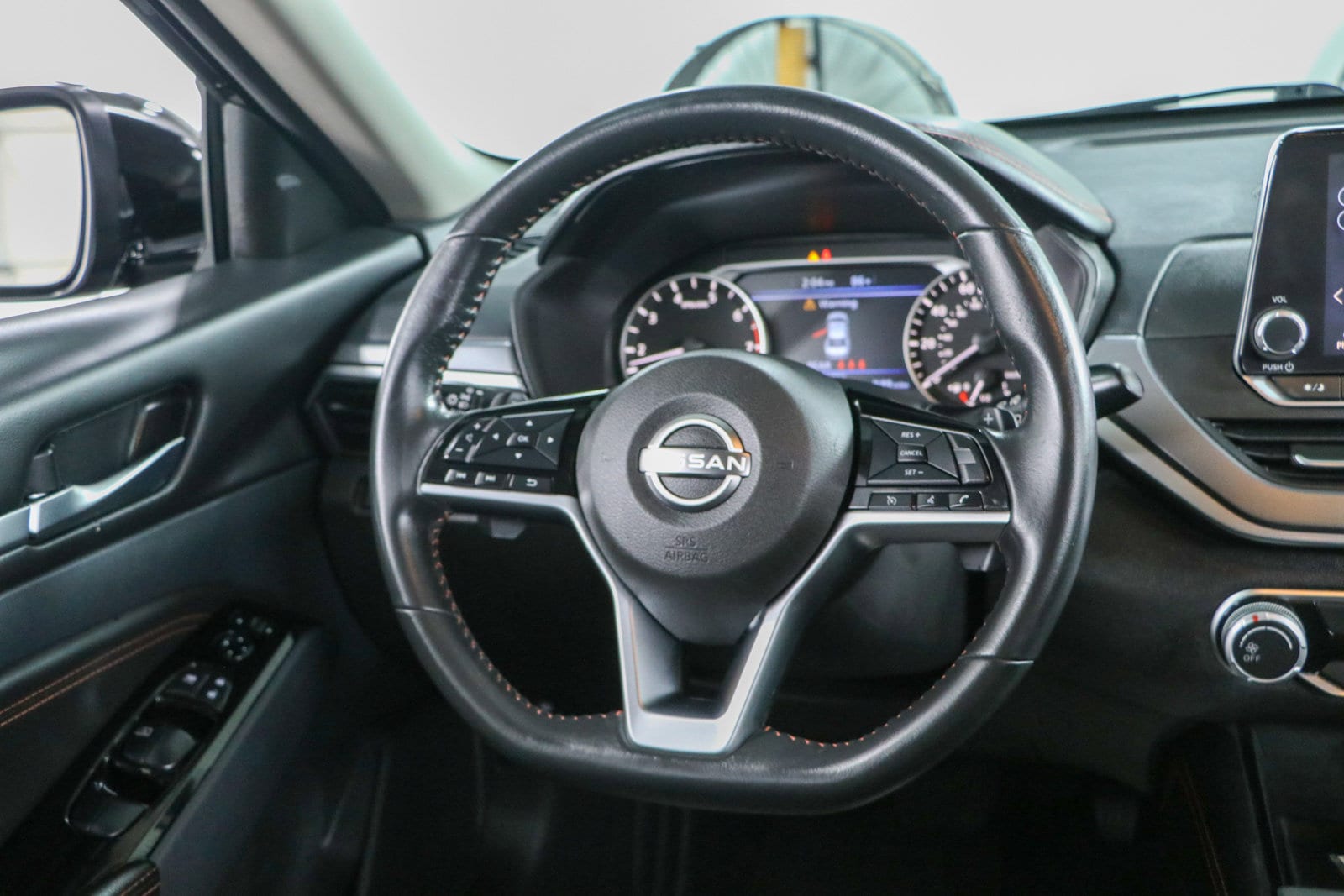 2023 Nissan Altima SR - Photo 12