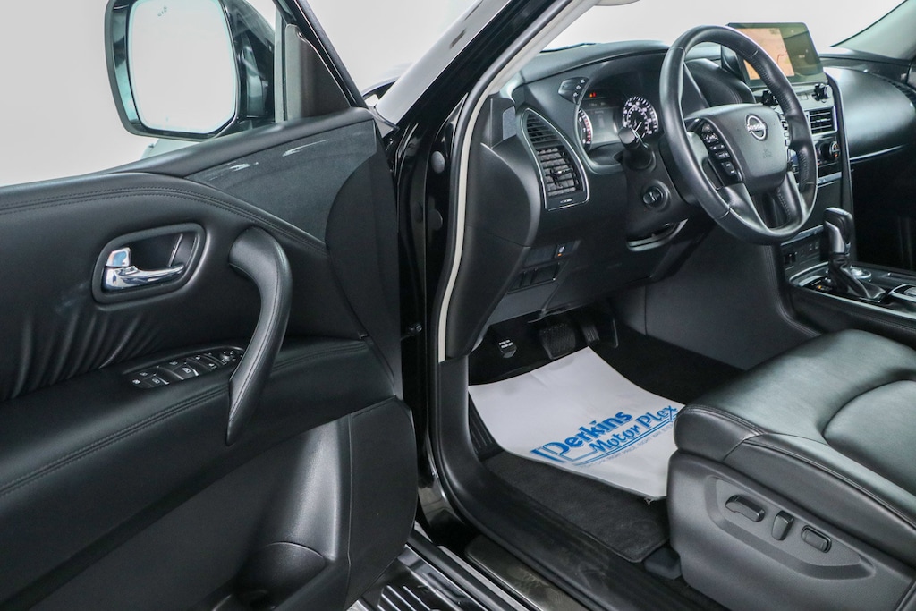 Used 2023 Nissan Armada SV SUV