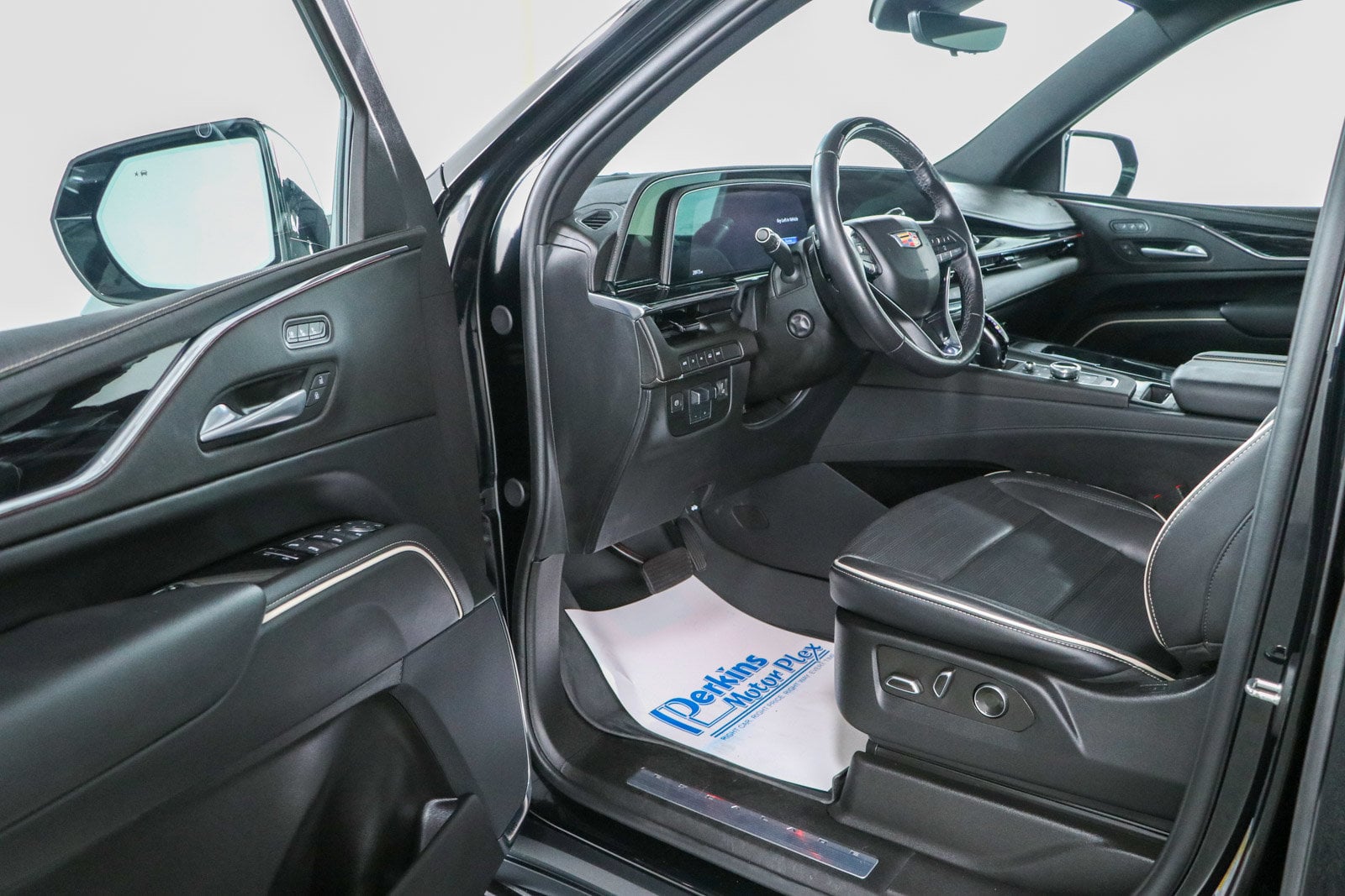 2024 Cadillac Escalade Sport - Photo 3