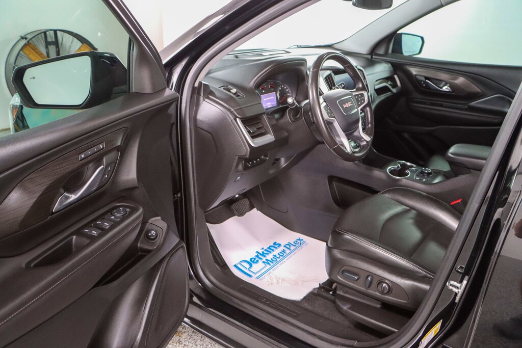 Used 2022 GMC Terrain SLT SUV