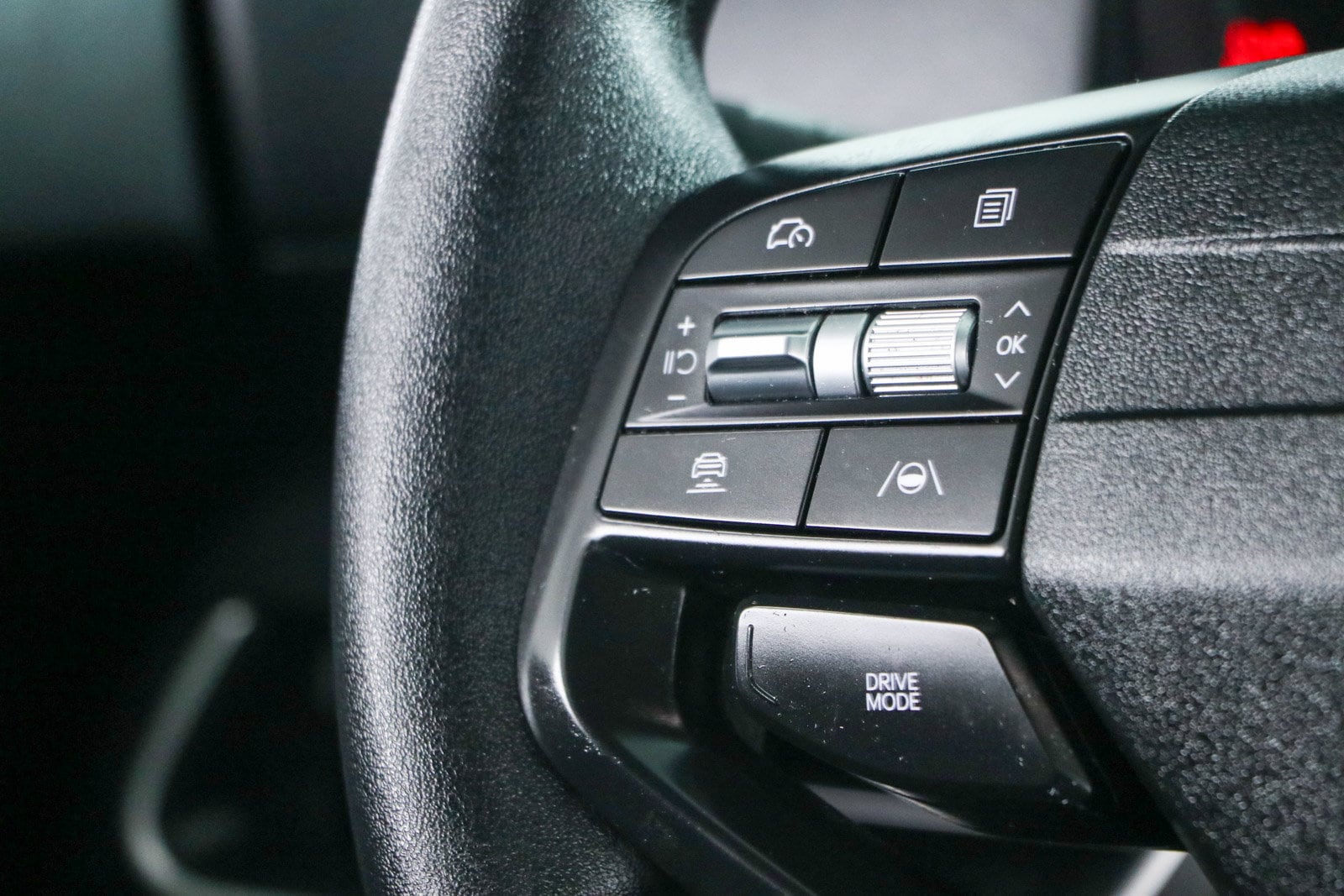 2025 Kia K4 LXS - Photo 13