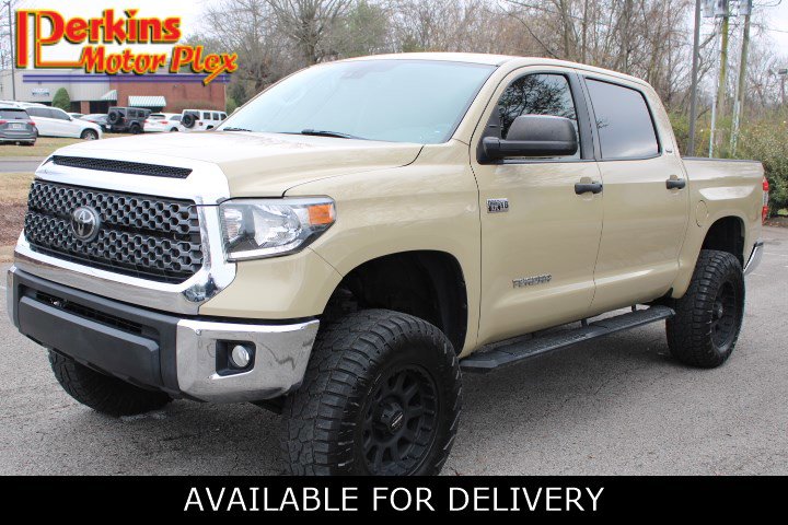 2020 Toyota Tundra SR5's photo