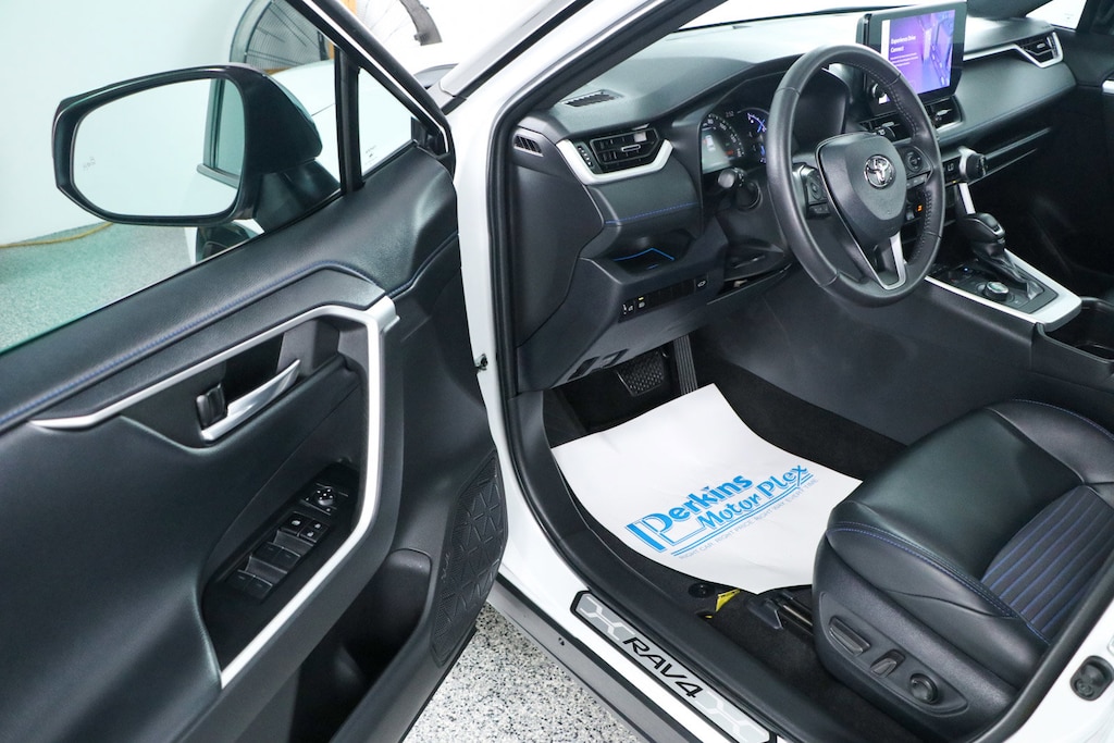 Used 2024 Toyota RAV4 Hybrid XSE SUV