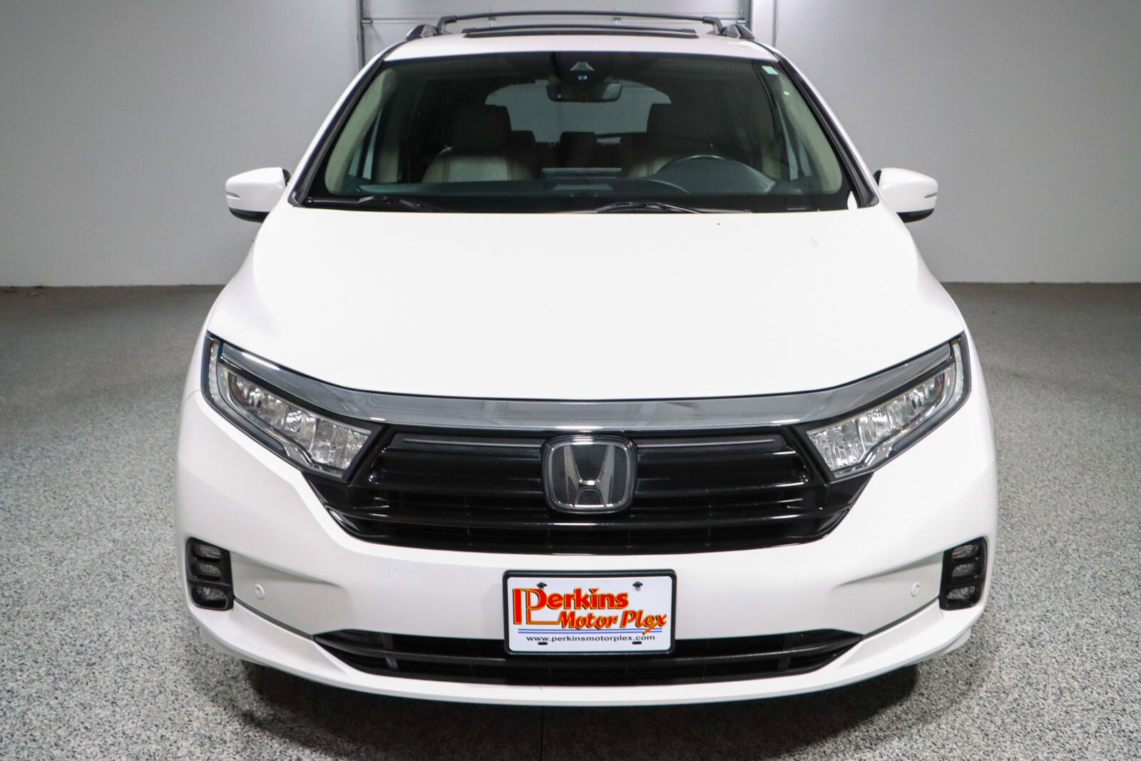 2023 Honda Odyssey Elite photo 2