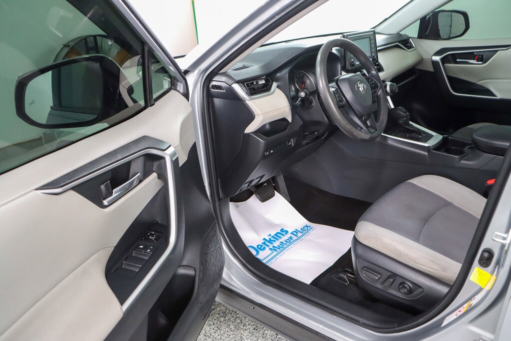 Used 2019 Toyota RAV4 XLE SUV