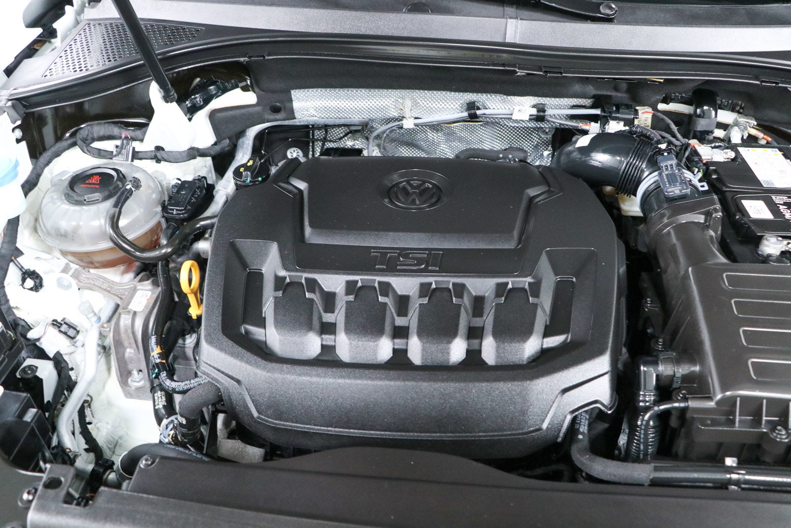 2023 Volkswagen Tiguan SE - Photo 32