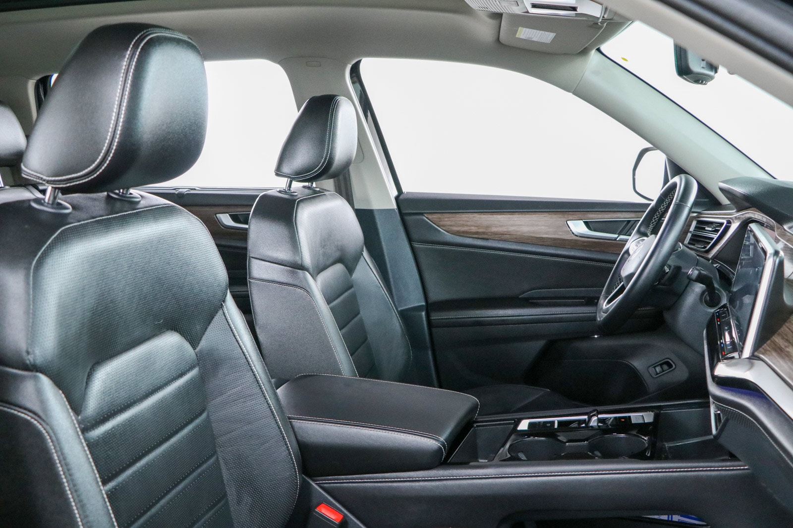 2024 Volkswagen Atlas SEL - Photo 28