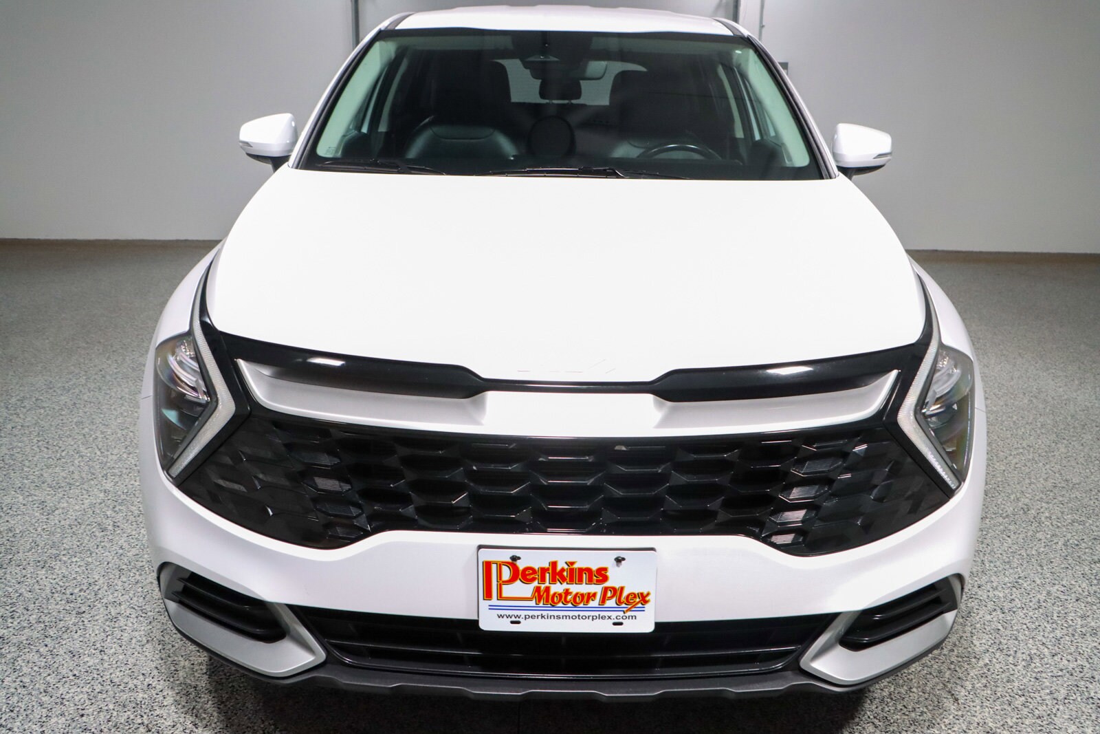 2023 Kia Sportage EX photo 3