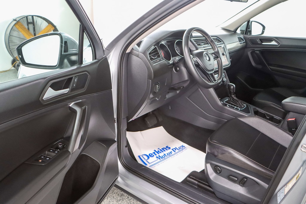Used 2021 Volkswagen Tiguan SE SUV