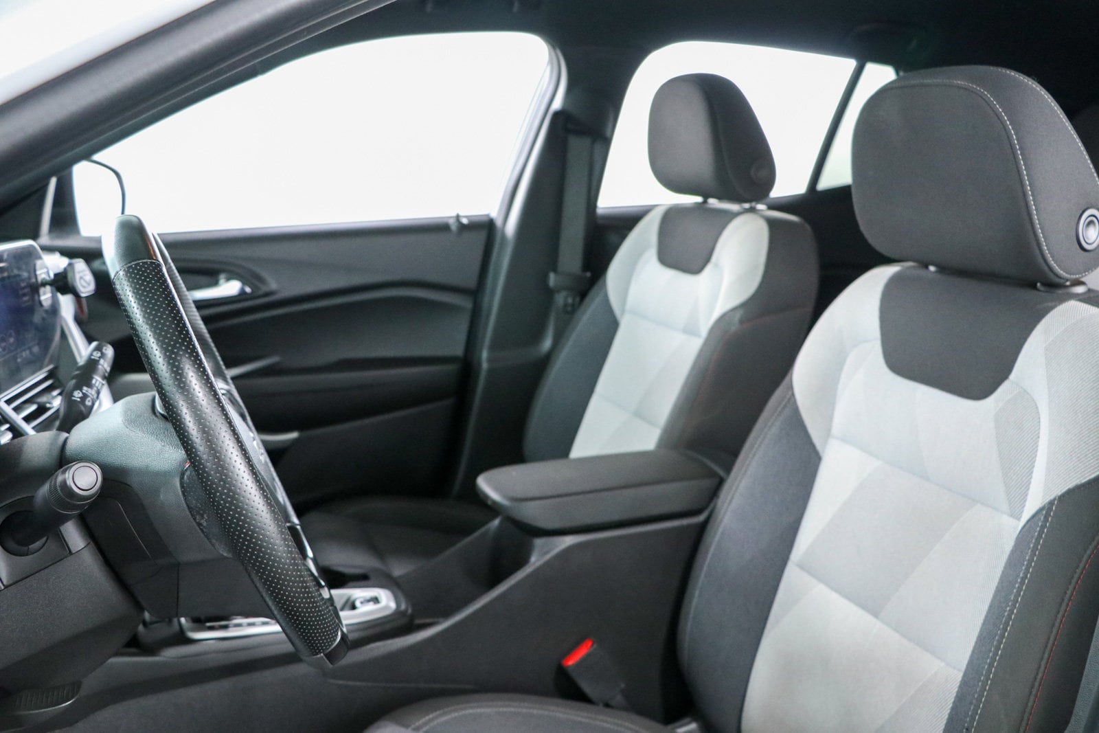 2024 Chevrolet Trax RS - Photo 23