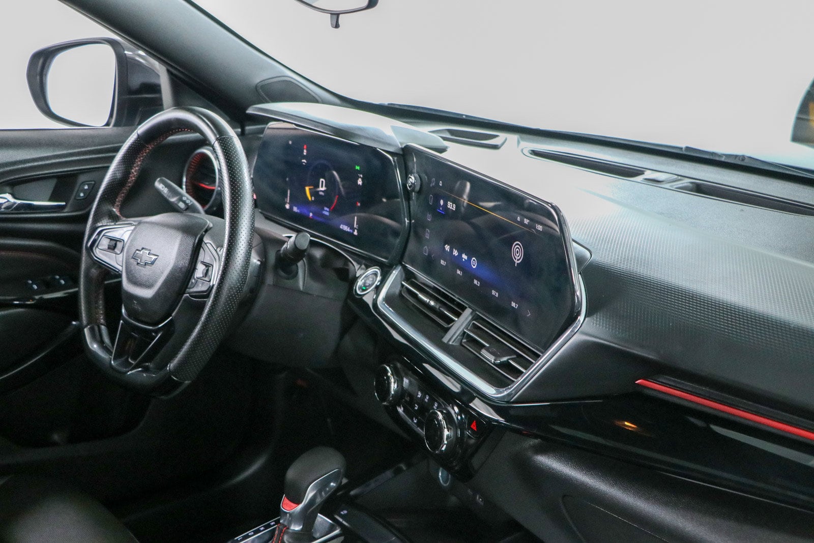2025 Chevrolet Trax RS - Photo 26