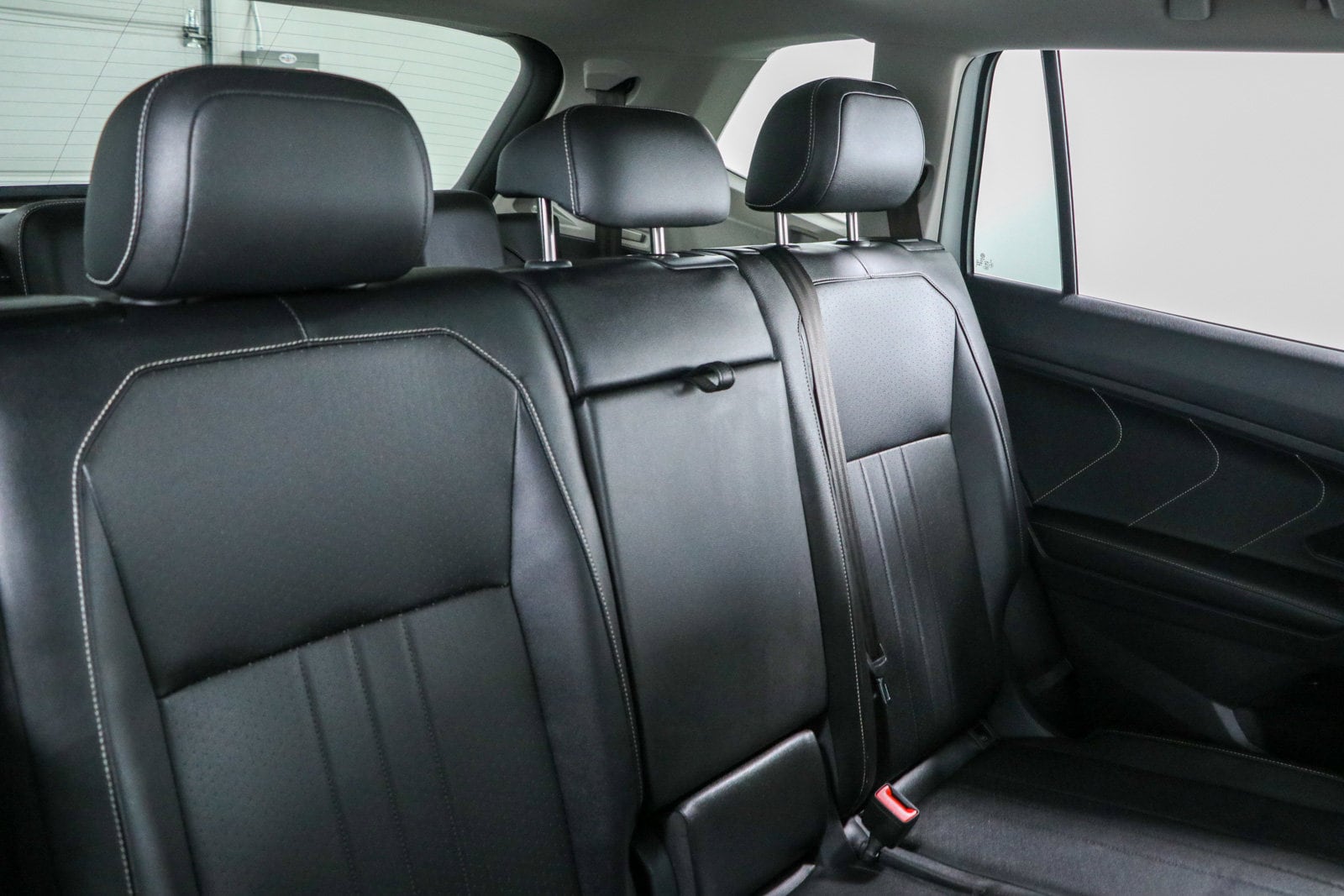 2023 Volkswagen Tiguan SE - Photo 29