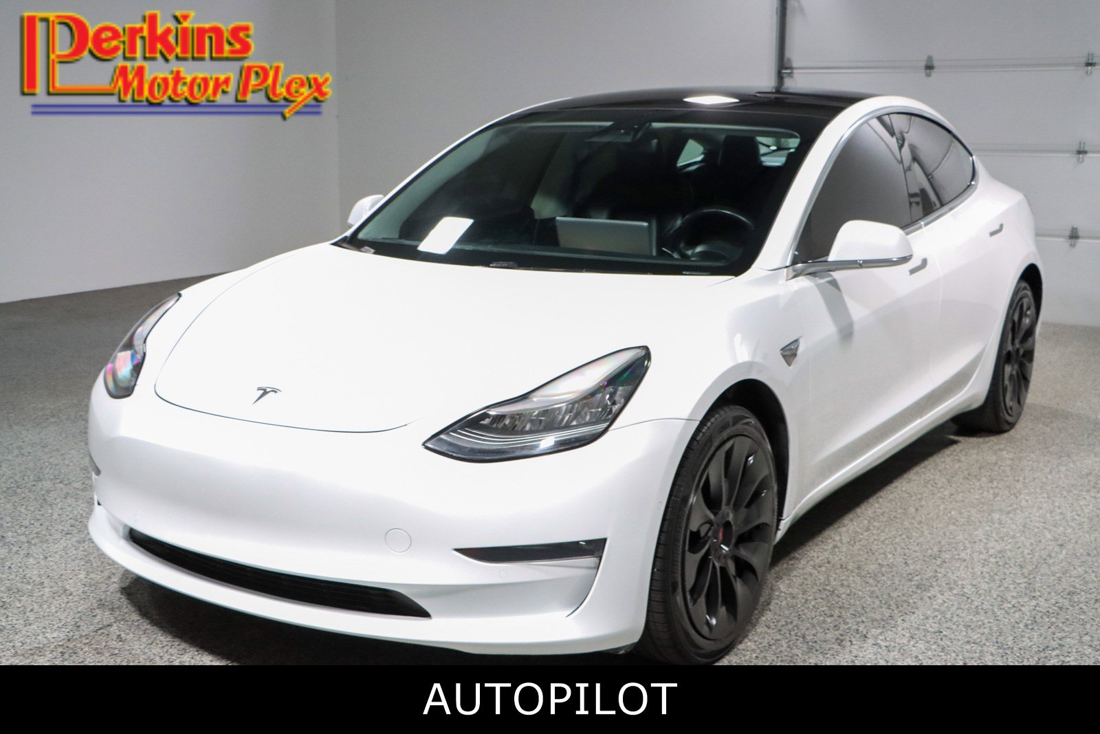 2020 Tesla Model 3 Long Range Dual Motor All-Wheel Drive's photo