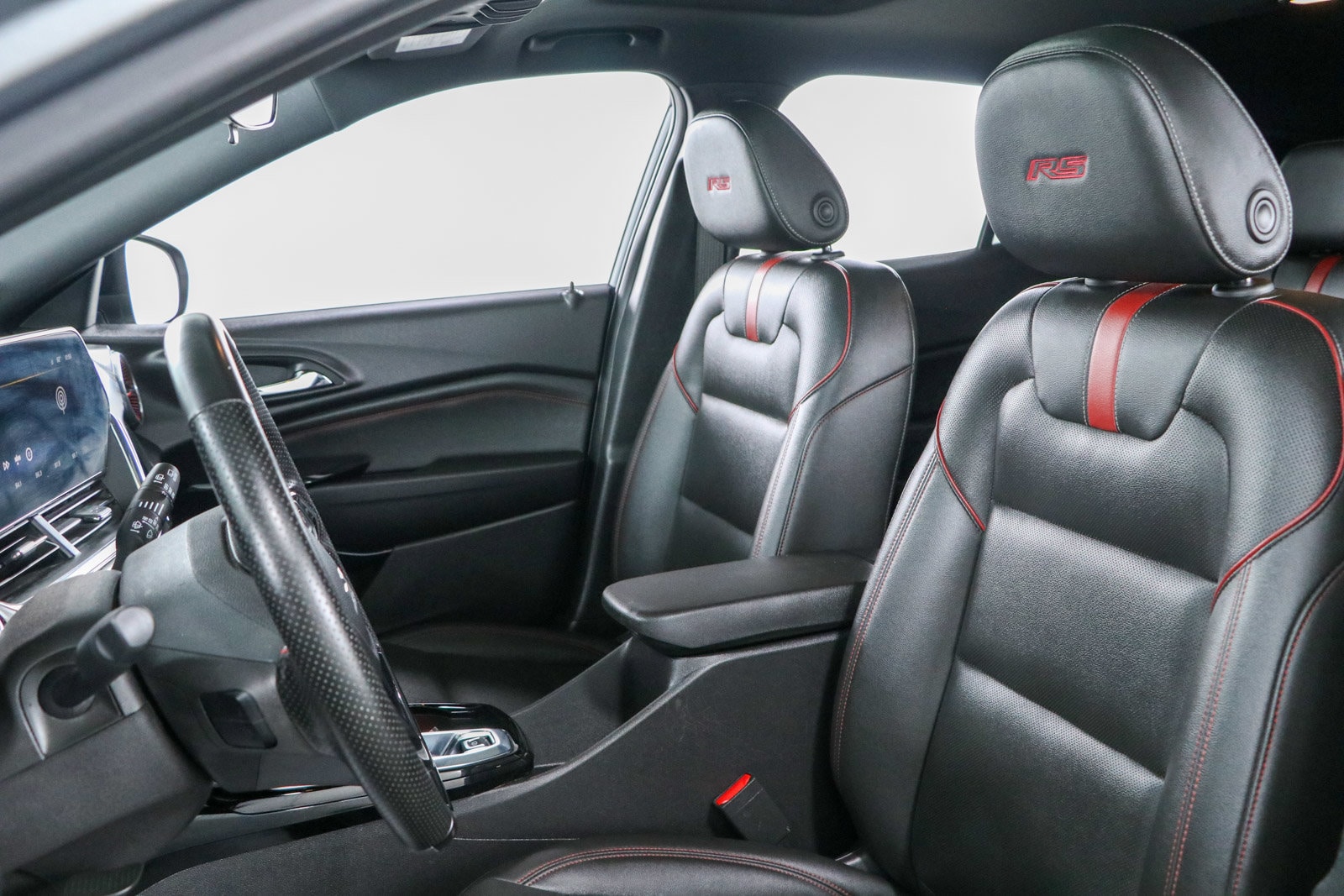 2025 Chevrolet Trax RS - Photo 24