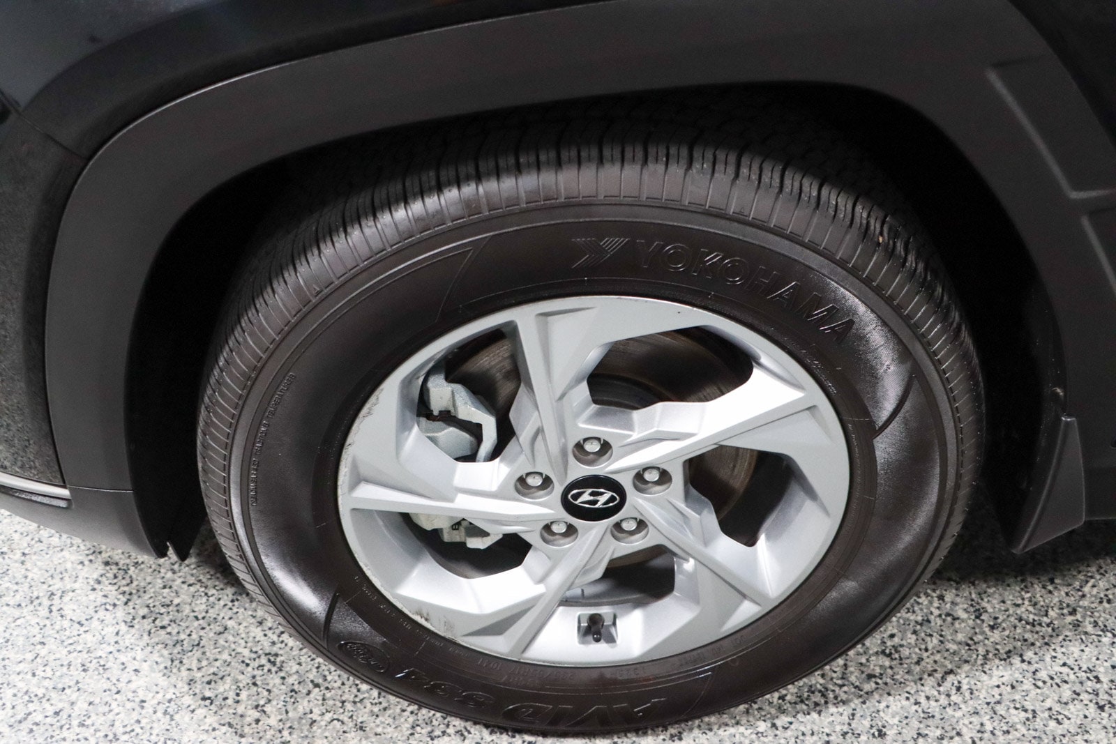2023 Hyundai Tucson SE - Photo 11