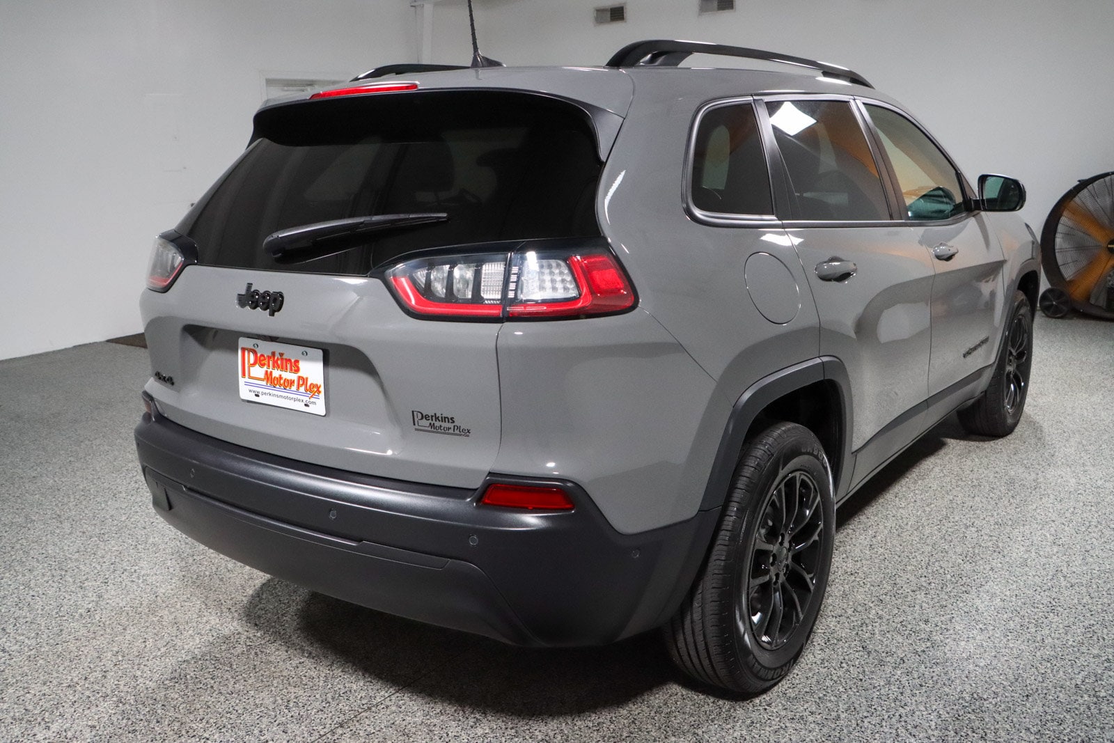 2023 Jeep Cherokee Altitude Lux - Photo 7