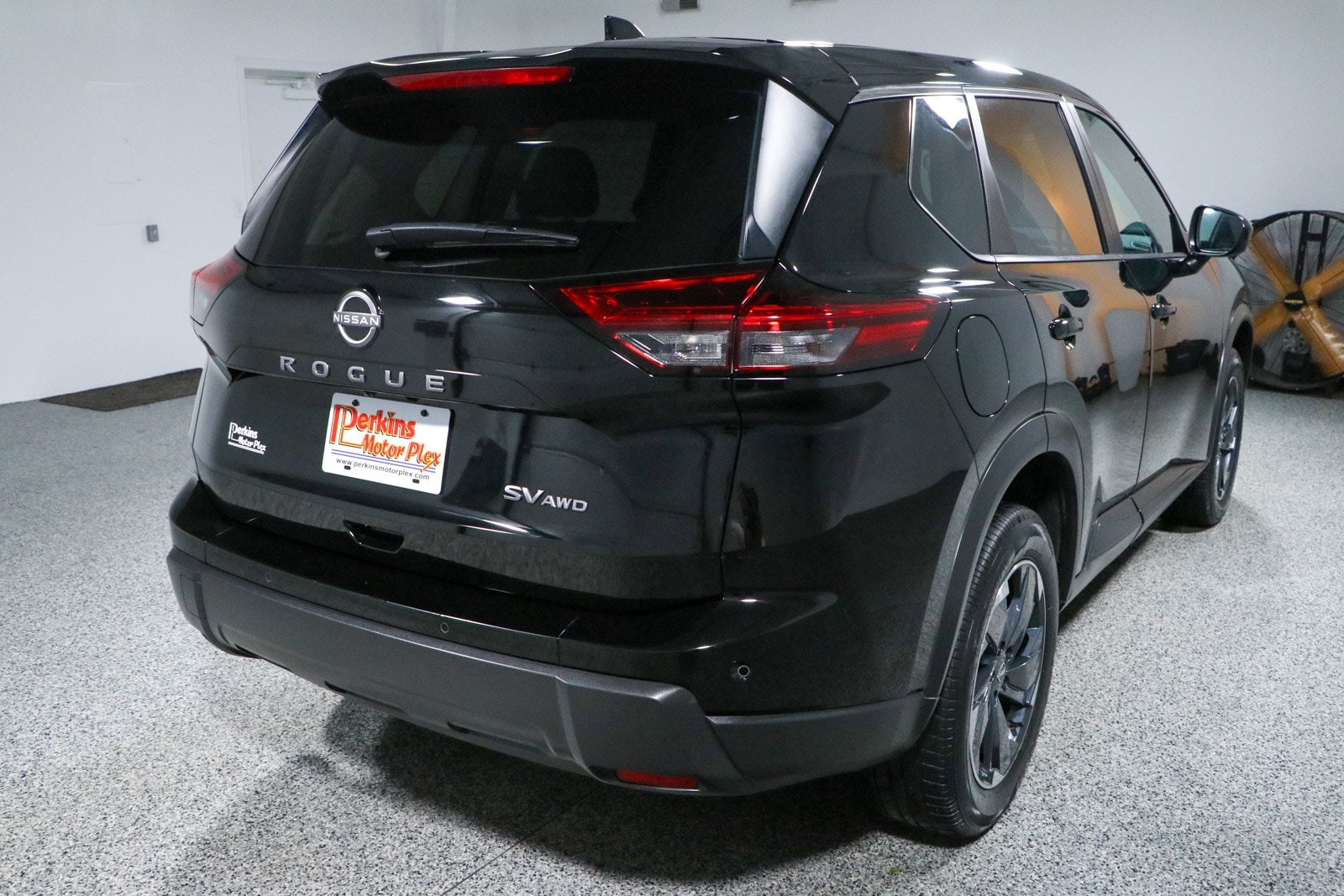2024 Nissan Rogue SV - Photo 7