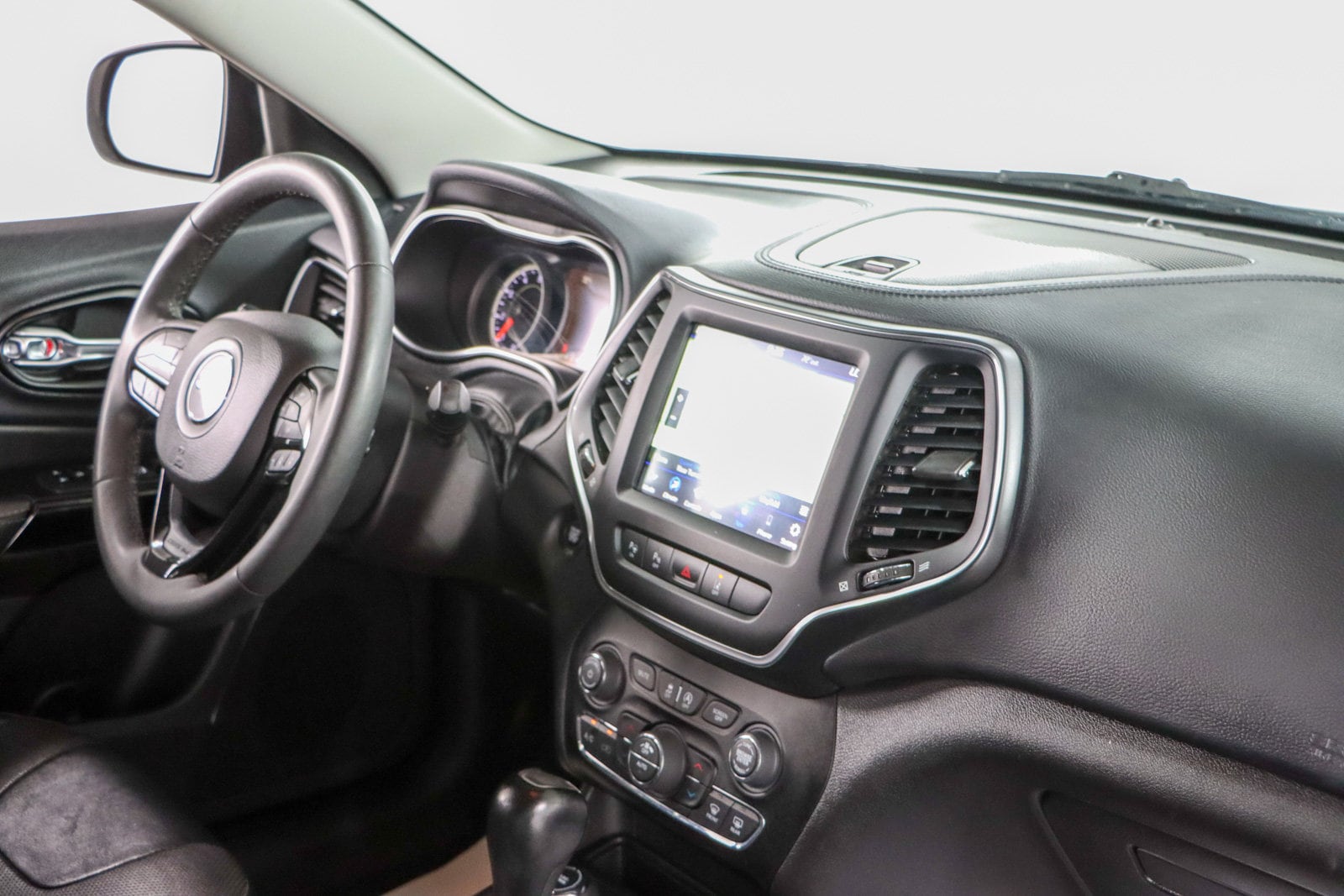2023 Jeep Cherokee Altitude Lux - Photo 25