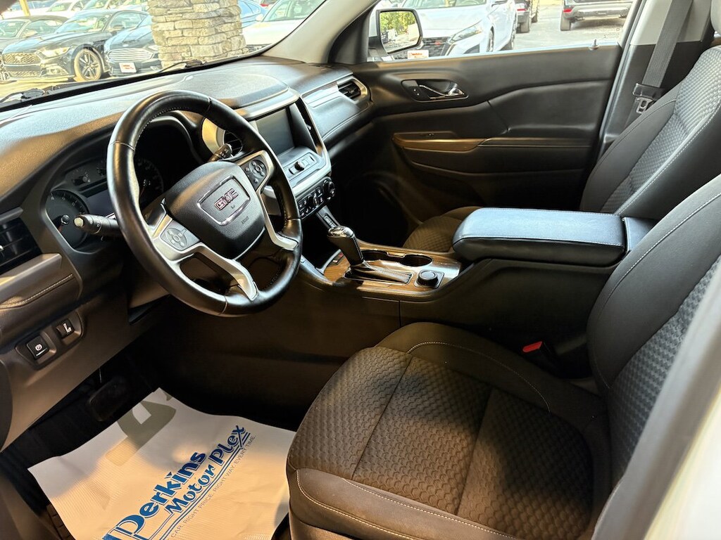 Used 2018 GMC Acadia SLE SUV