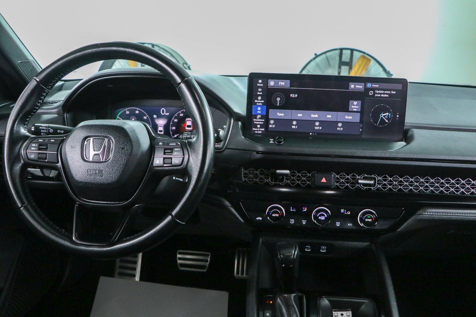 2024 Honda Accord Hybrid Sport - Photo 17