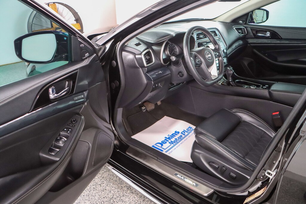 Used 2023 Nissan Maxima Platinum Sedan