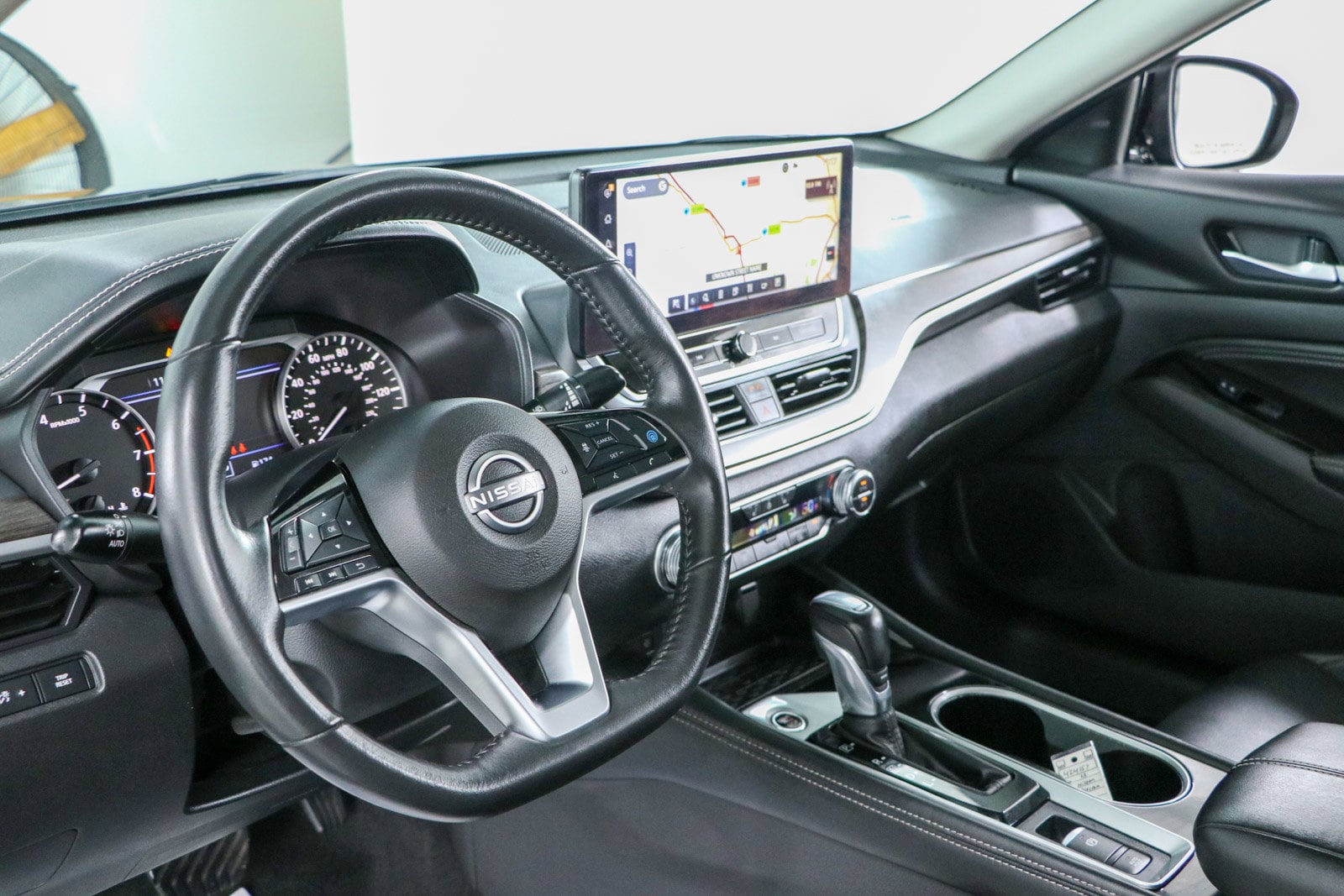 2023 Nissan Altima SL - Photo 23