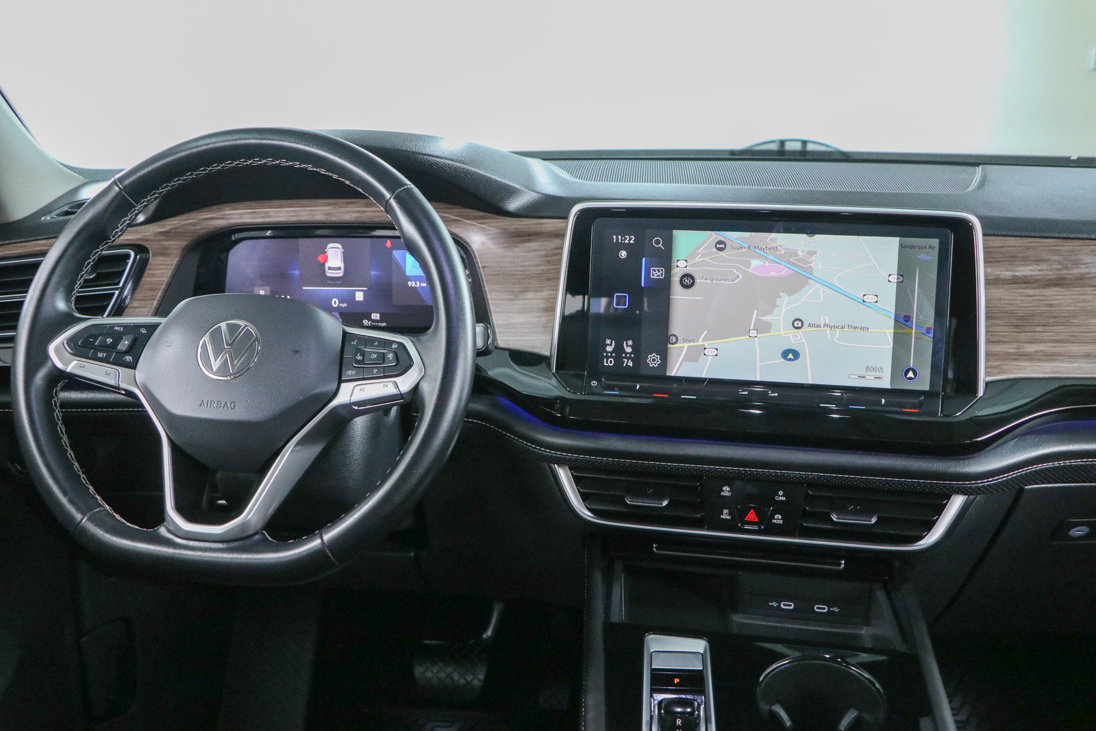 2024 Volkswagen Atlas SEL - Photo 17