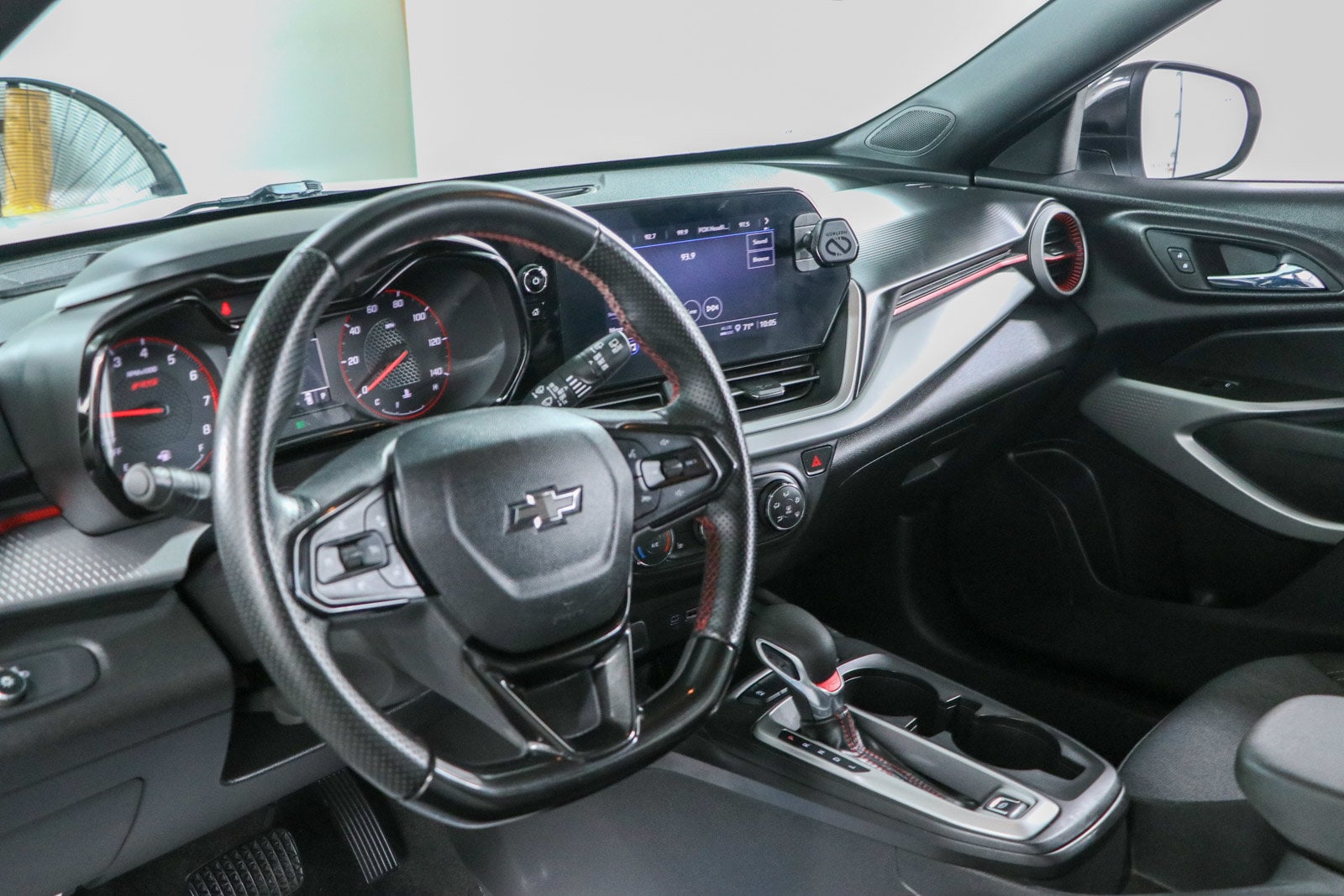 2024 Chevrolet Trax RS - Photo 22