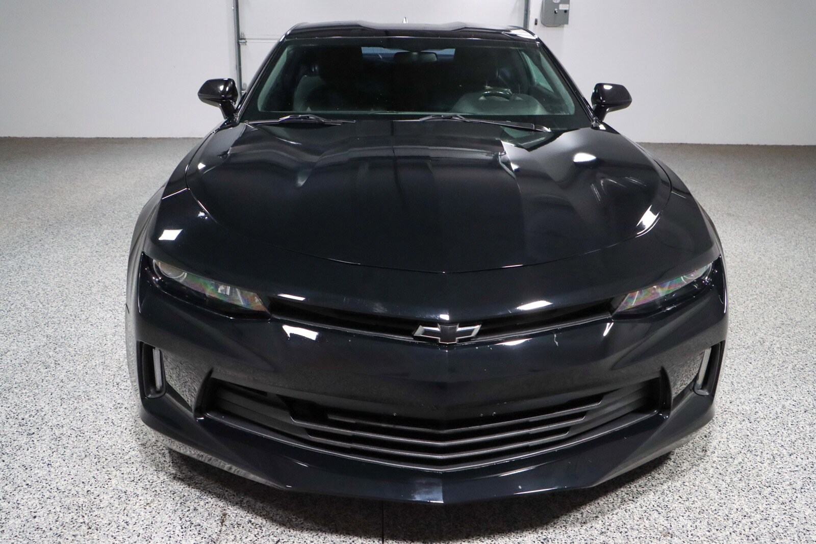 2018 Chevrolet Camaro 1LT photo 3
