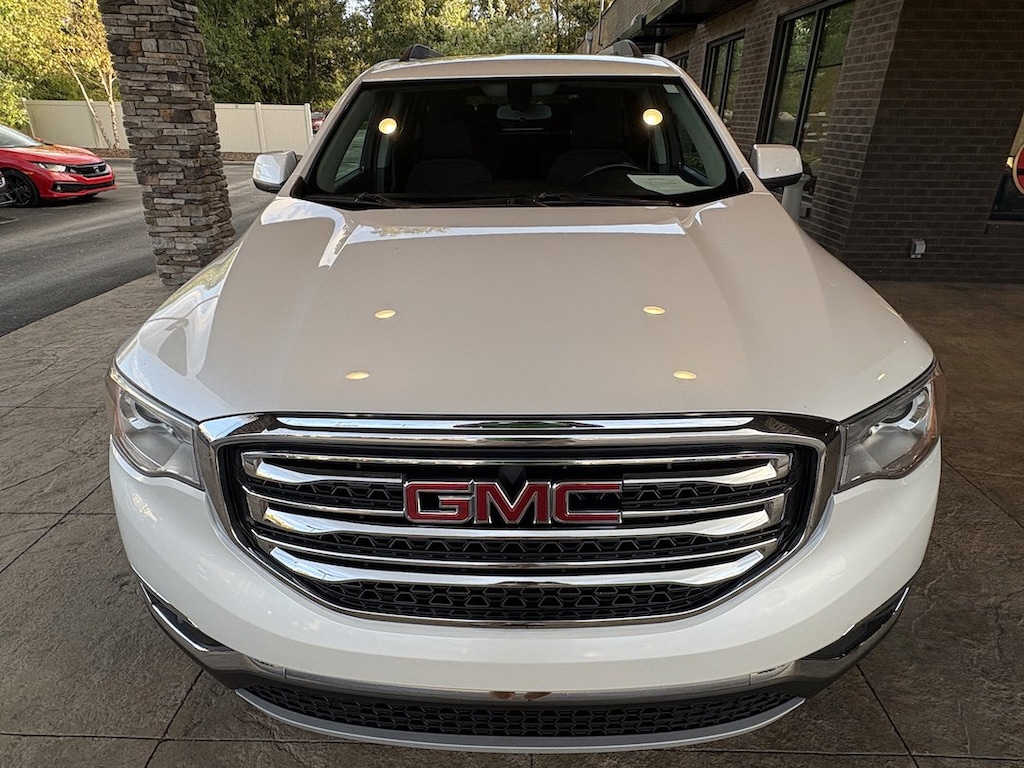 Used 2018 GMC Acadia SLE SUV