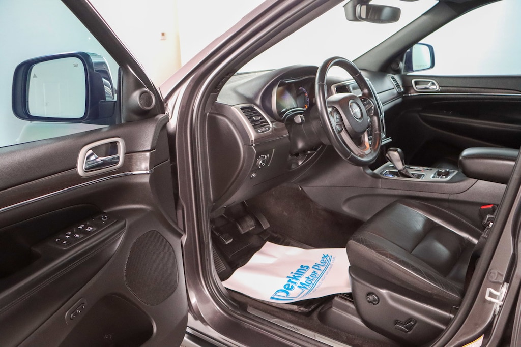 Used 2018 Jeep Grand Cherokee Limited 4X4 SUV