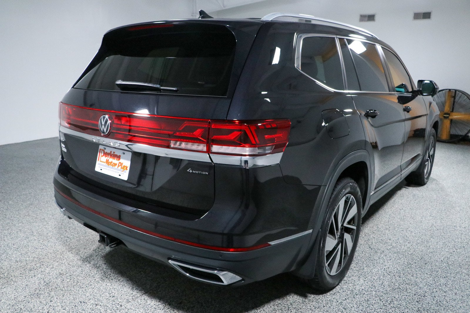2024 Volkswagen Atlas SEL - Photo 7