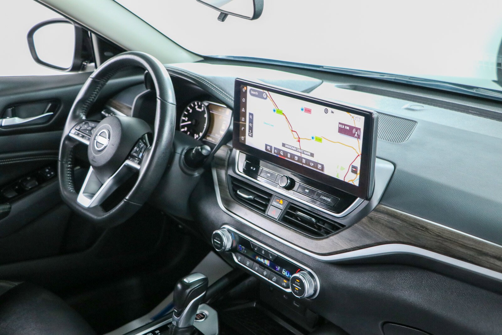 2023 Nissan Altima SL - Photo 26