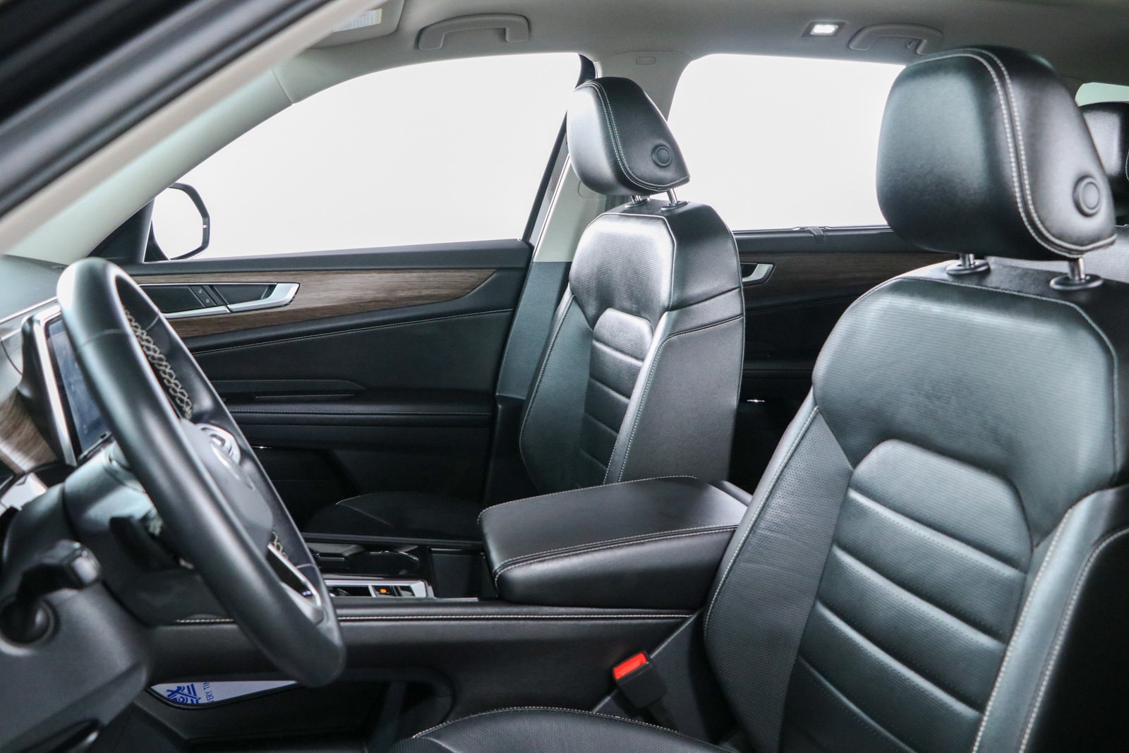 2024 Volkswagen Atlas SEL - Photo 24