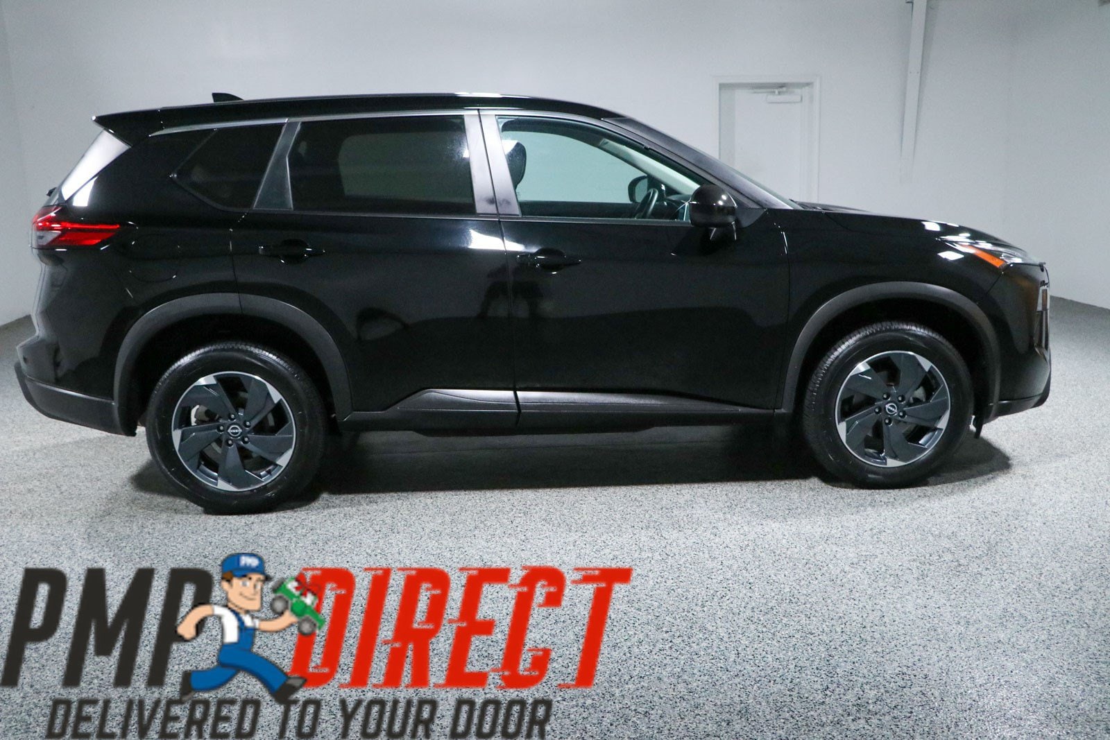 2024 Nissan Rogue SV - Photo 6