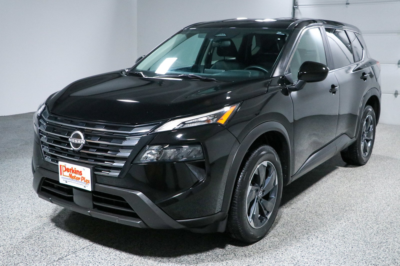 2024 Nissan Rogue SV - Photo 30