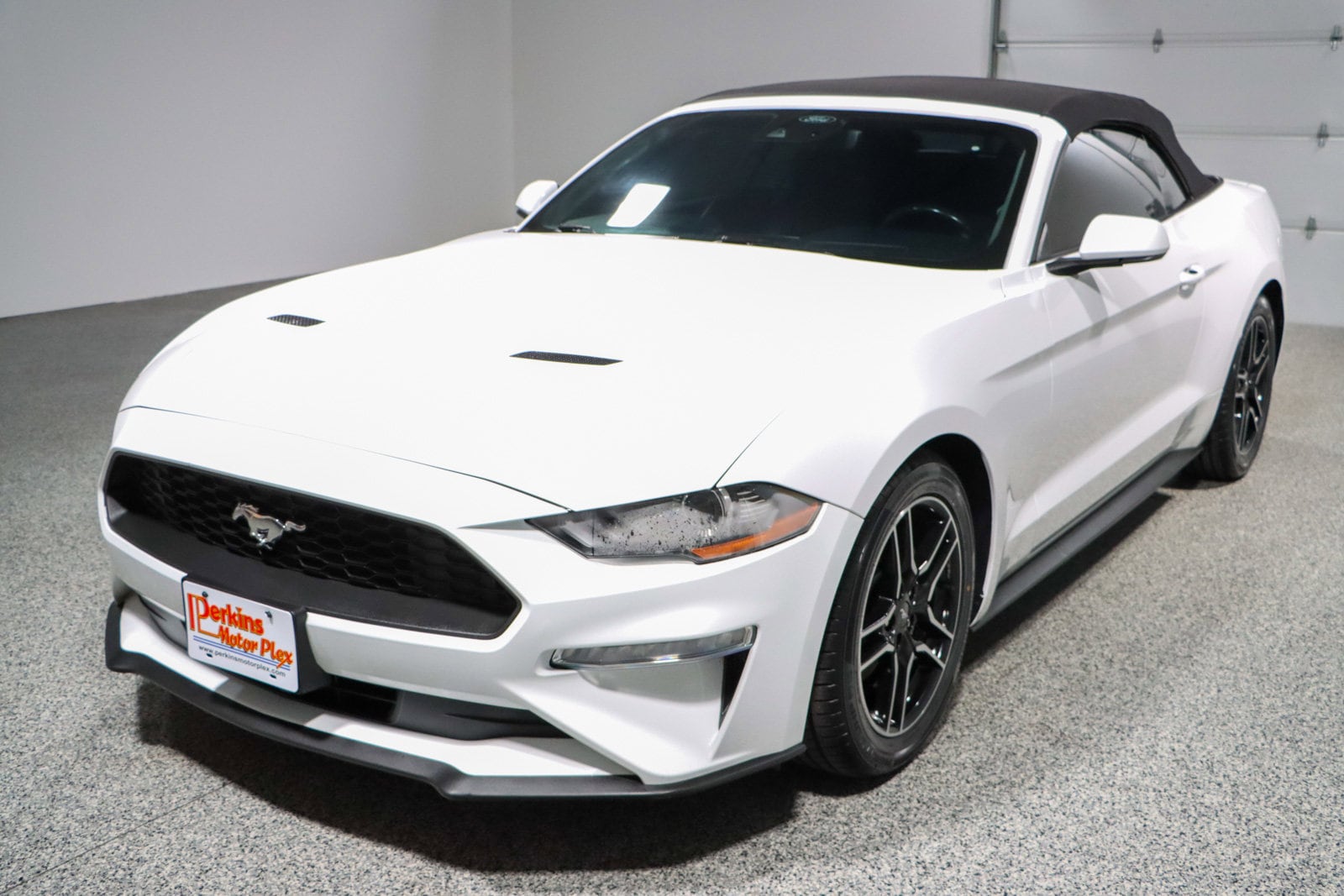 2022 Ford Mustang EcoBoost Premium Convertible photo 4