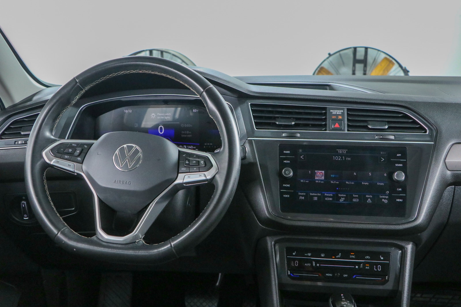 2023 Volkswagen Tiguan SE - Photo 17
