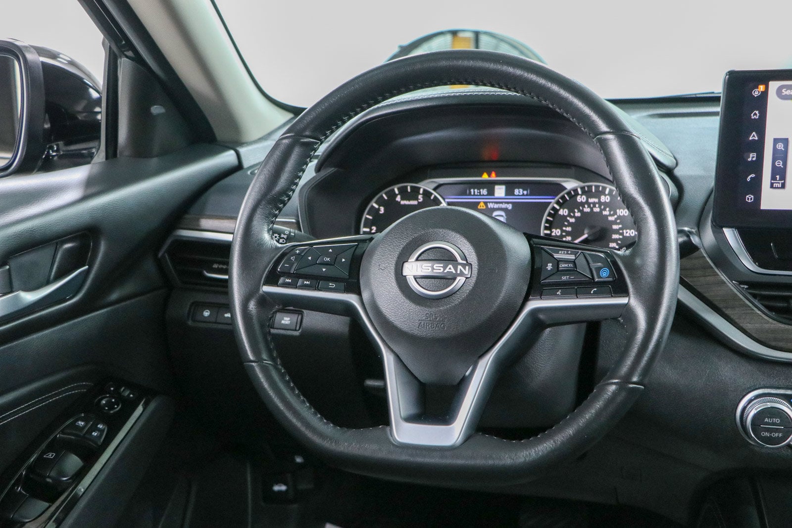2023 Nissan Altima SL - Photo 12