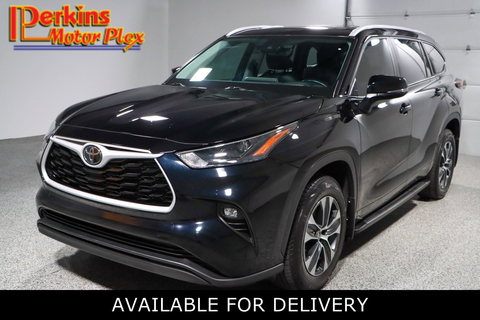 2024 Toyota Highlander XLE's photo