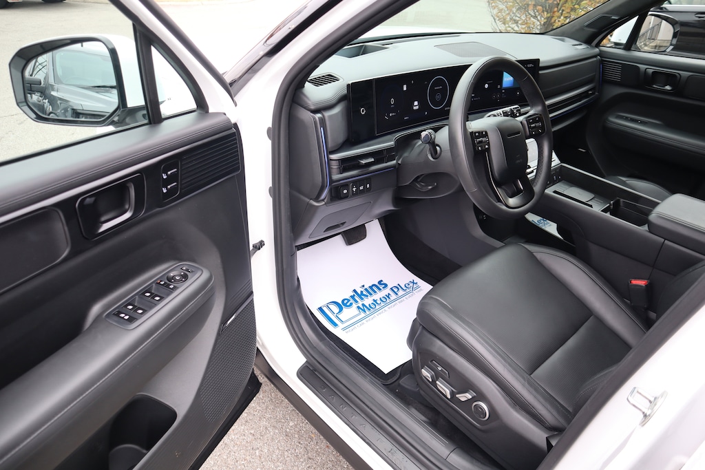 Used 2024 Hyundai Santa Fe Calligraphy SUV