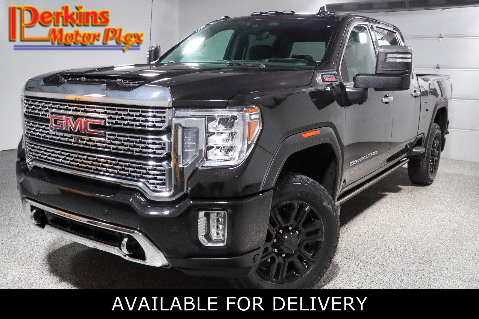 2022 GMC Sierra 4WD Crew Cab Standard Box Denali's photo