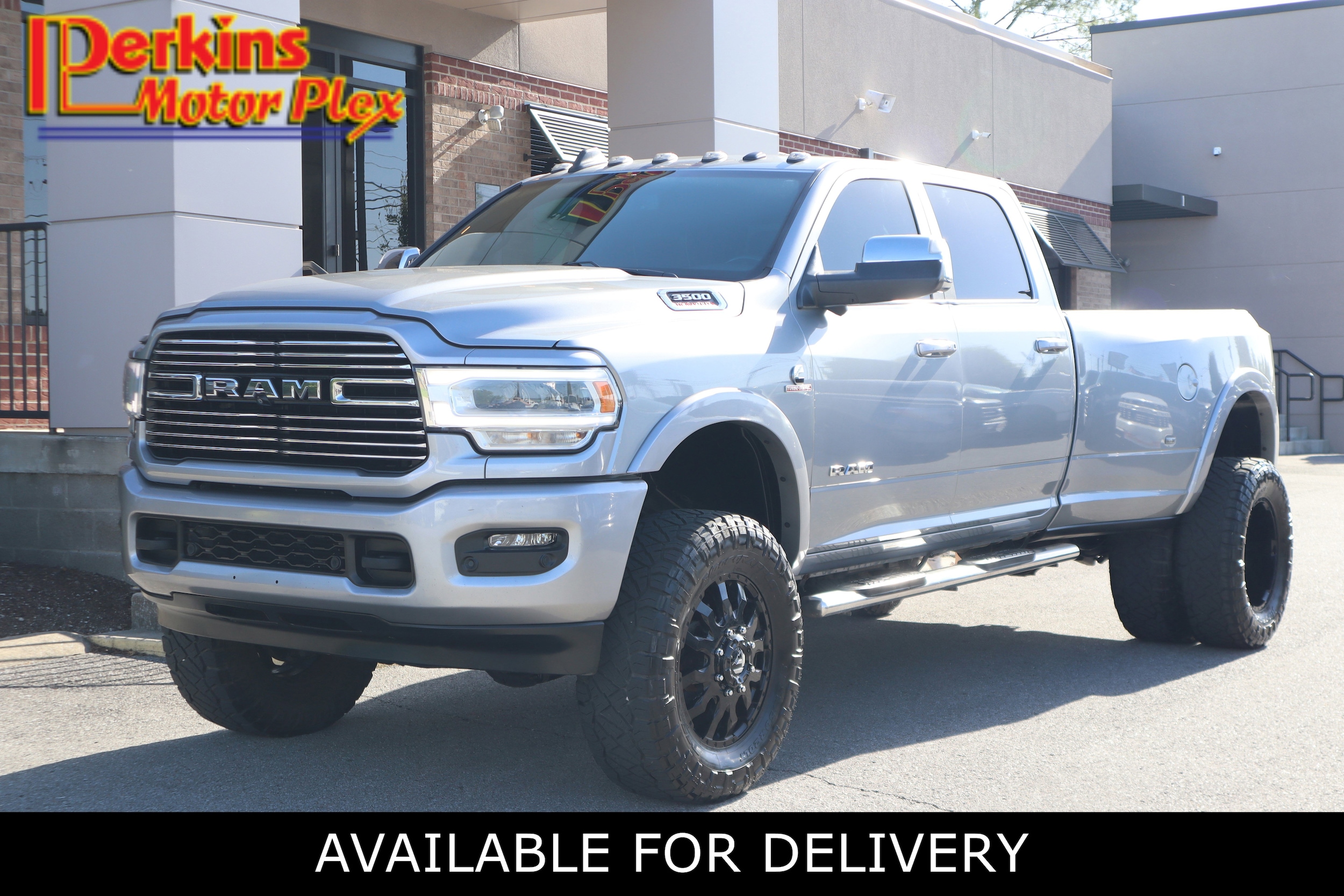 2021 RAM 3500 Laramie 4X4 Crew Cab LWB's photo