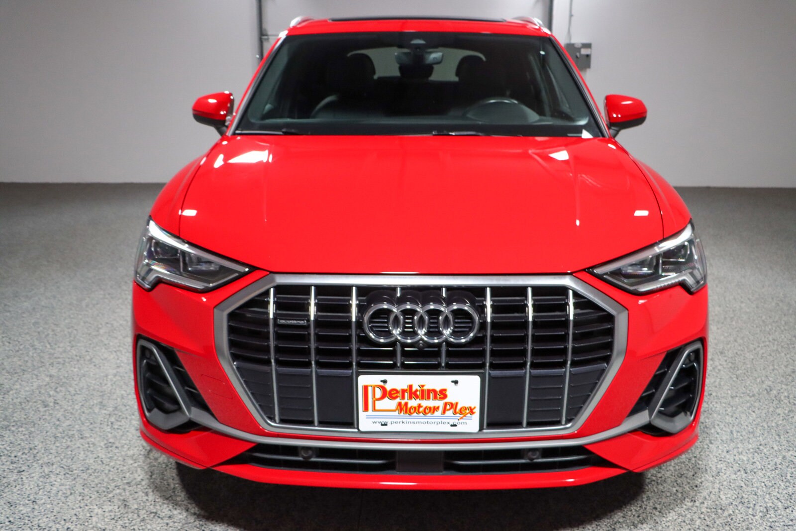 2021 Audi Q3 S line Premium Plus photo 3
